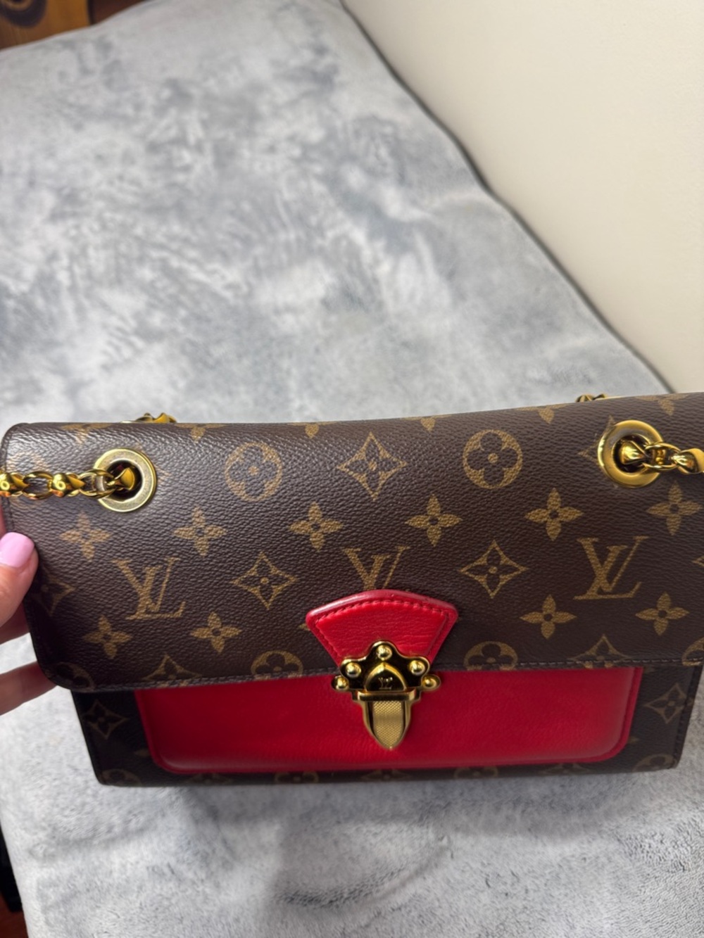 Louis Vuitton Monogram Victoire Cerise Red Chain Shoulder Bag -  Entrupy COA - Picture 15 of 17